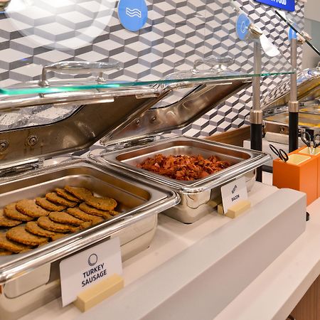 Holiday Inn Express & Suites Fond Du Lac By Ihg Eksteriør bilde